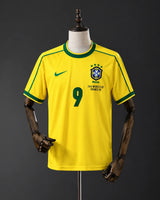 Brazil Retro collection front mannequin view
