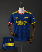Arsenal 2026/27 front mannequin view