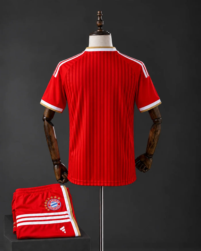 Bayern Munich Home Set 2026/27 – Set