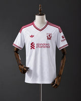 Liverpool 2026/27 front mannequin view
