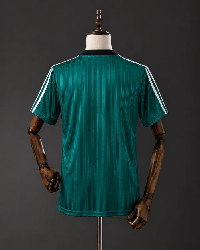 Liverpool FC 1995 High-Quality Retro Jersey