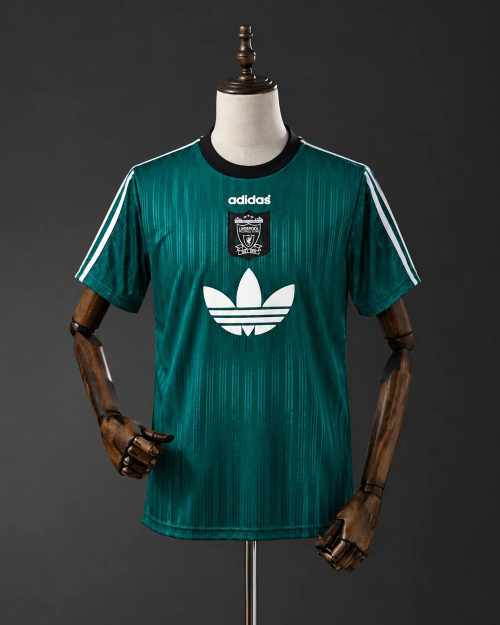 Liverpool FC 1995 High-Quality Retro Jersey